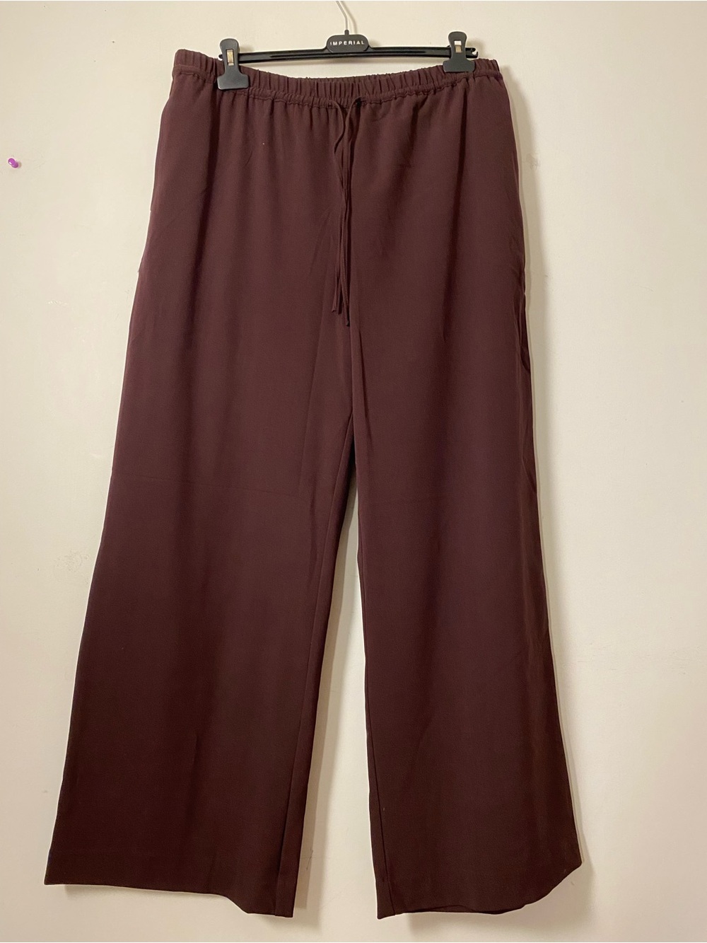 Reitmans Wide-Leg Drawstring Pants in Deep Brown - Picture 3 of 7